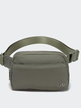 Pander Pander Everywhere Belt Bag for Women, 5 Zipper Pockets RPET Polyester Cro